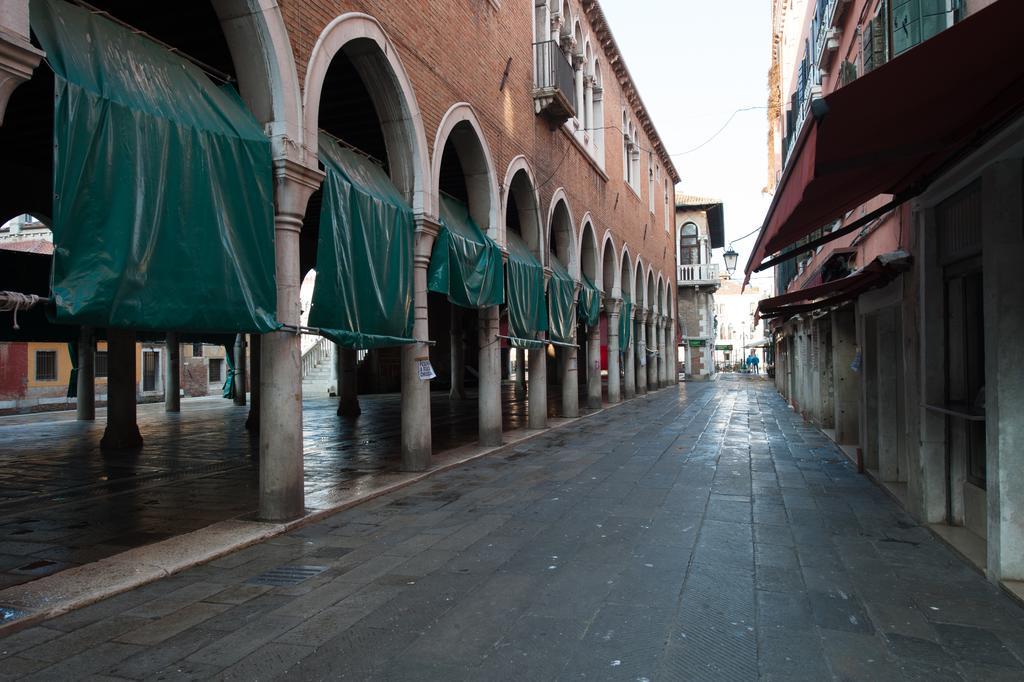 The Lion'S House Apt4 Venesia Ruang foto