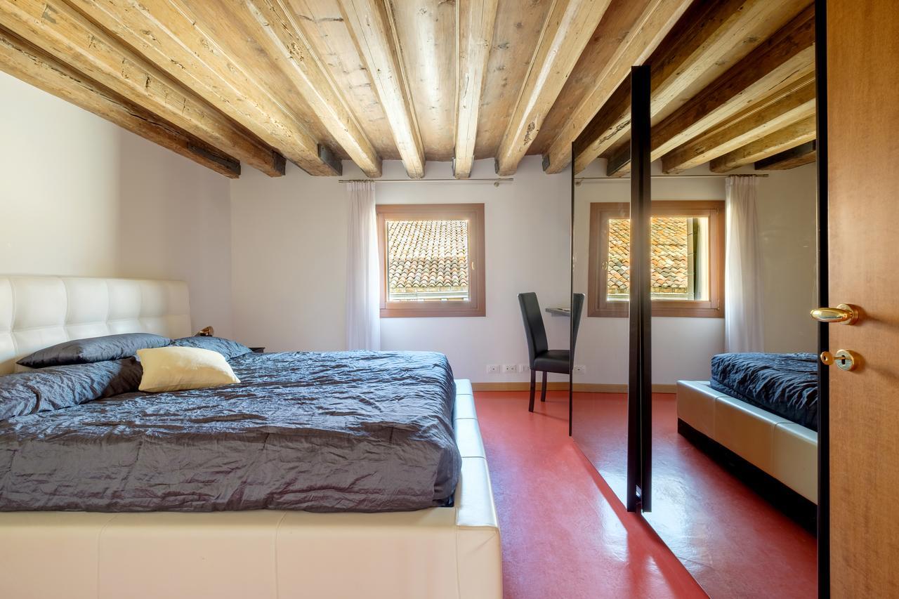 The Lion'S House Apt4 Venesia Bagian luar foto